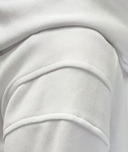 SWEAT À CAPUCHE (COURT)