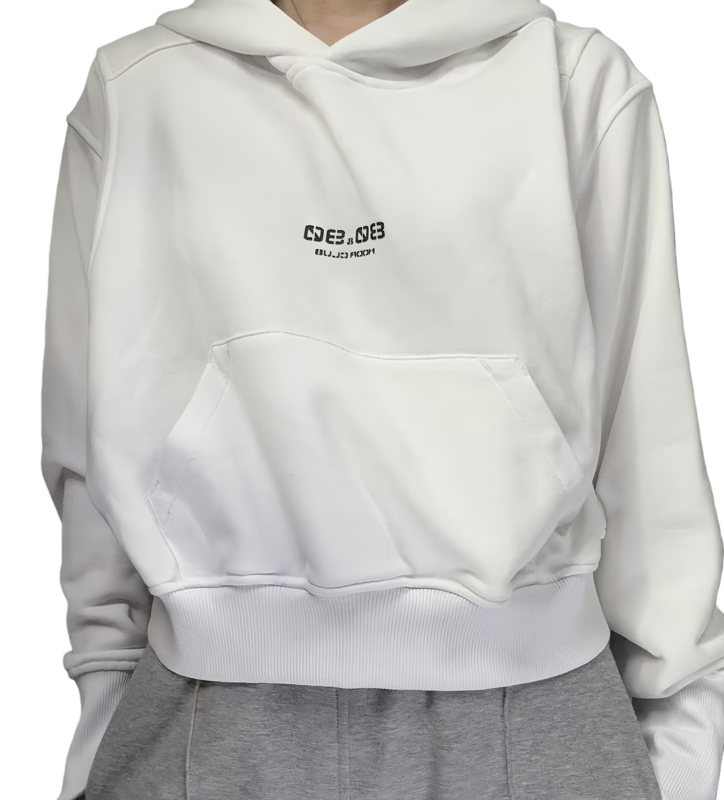 SWEAT À CAPUCHE (COURT)